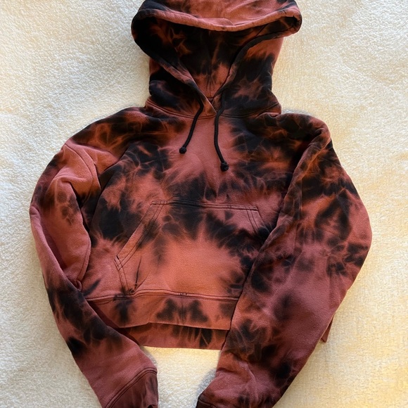 TNA Tops - Aritzia/TNA Hoodie